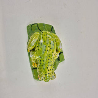 Animal Sculpture - Spotted Green Frog on Lilypad