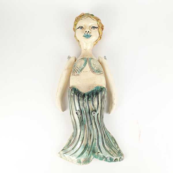 Kiarni - The Mermaid Hanging
