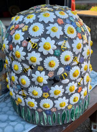 Garden Seat - Bees and Daisy's