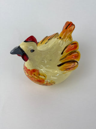 Sculpture - Chicken Cream Large