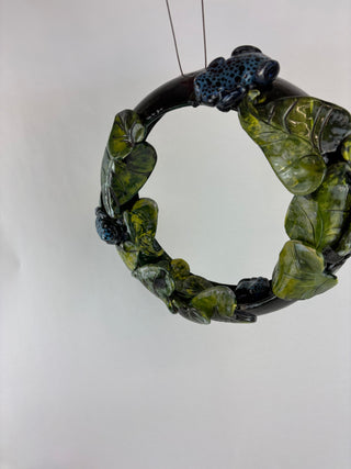 Sculpture - Hanging Ring Dart Frogs