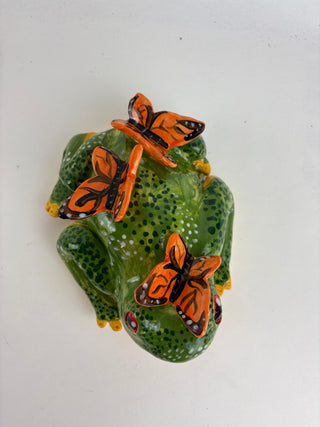 Animal Sculpture - Butterfly Frog