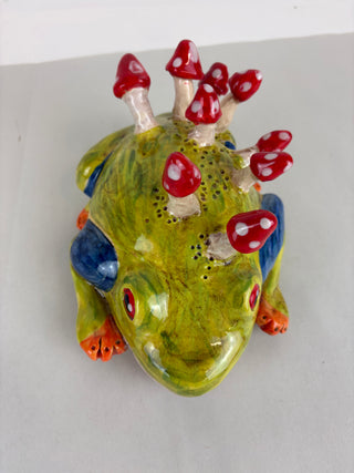 Animal Sculpture - Toadstool Frog