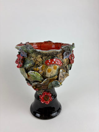 Sculpture - Jardinere Toadstool Home