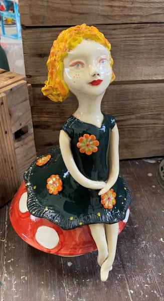 FIGURINE ON A MUSHROOM SCULPTURE WORKSHOP - 3rd & 10th Feb 2024
