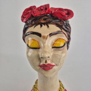 Bust - Frida Hearts
