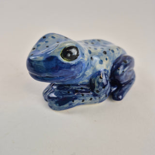 Animal Sculpture - Spotted Blue Frog