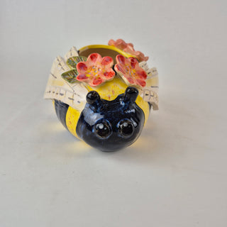 Planter - Pretty Bee
